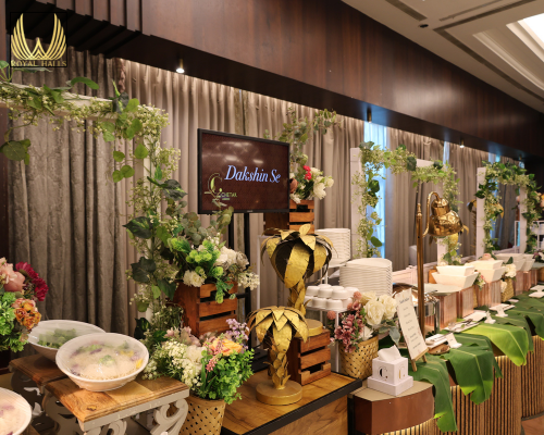 December Food Trends: Crafting the Perfect Veg Banquet Menu at Royal Halls